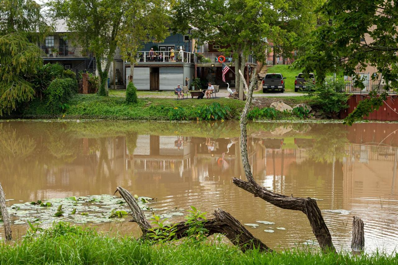 Chateau Royale, Pet Friendly, On Bayou, Downtown! New Iberia Exterior foto